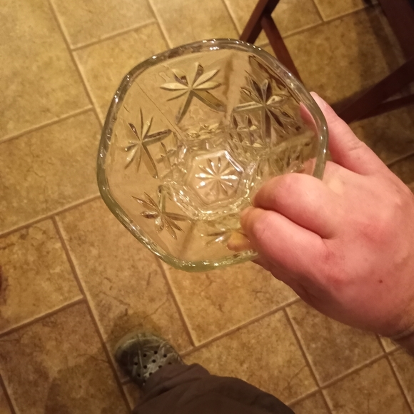 Glass vase - Picture 2 of 3